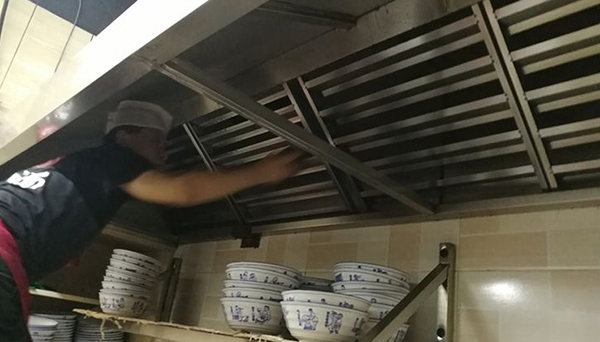购买油烟净化器的时候，应该注意哪些？